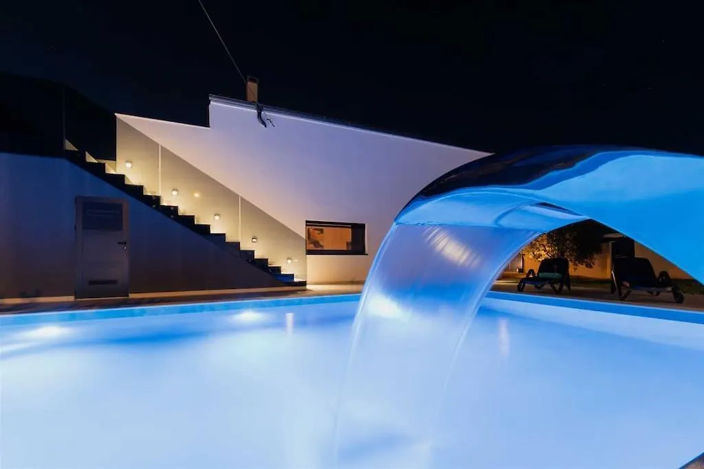 Villa Amare Donji Zemunik