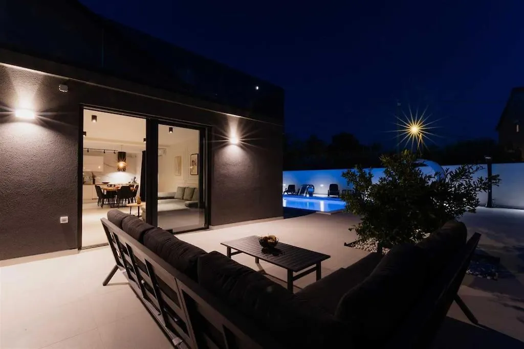 Villa Amare Donji Zemunik 0*,